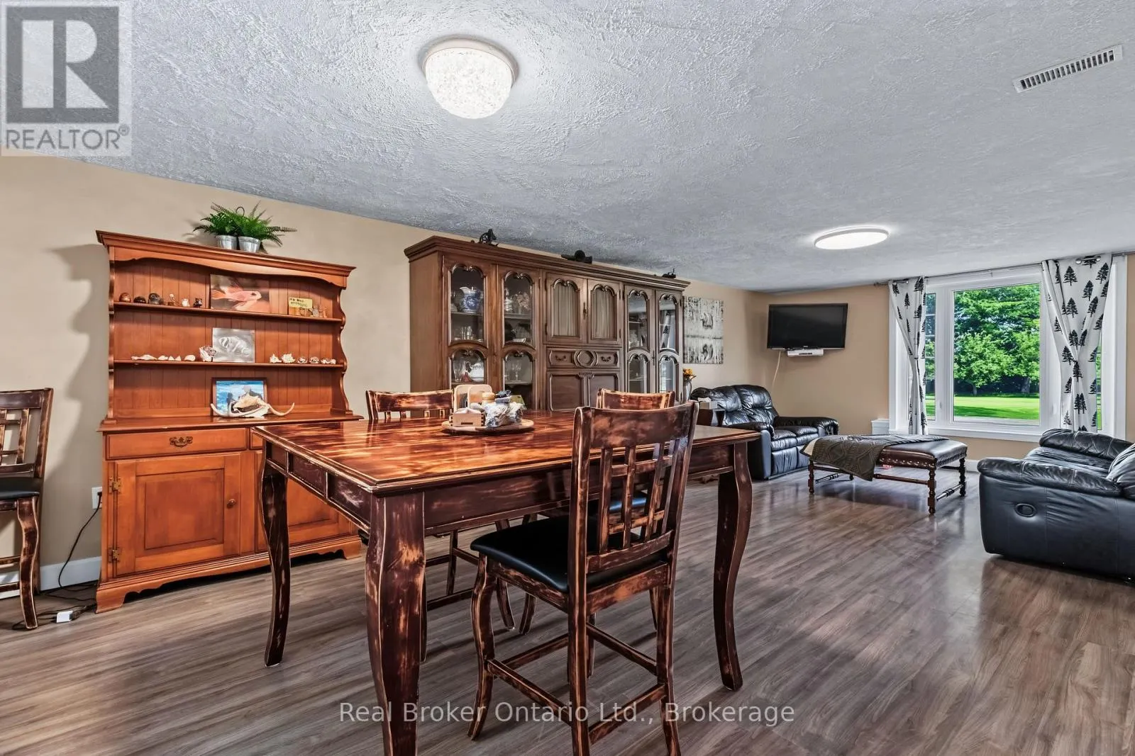 3047 BRUCE 1 ROAD