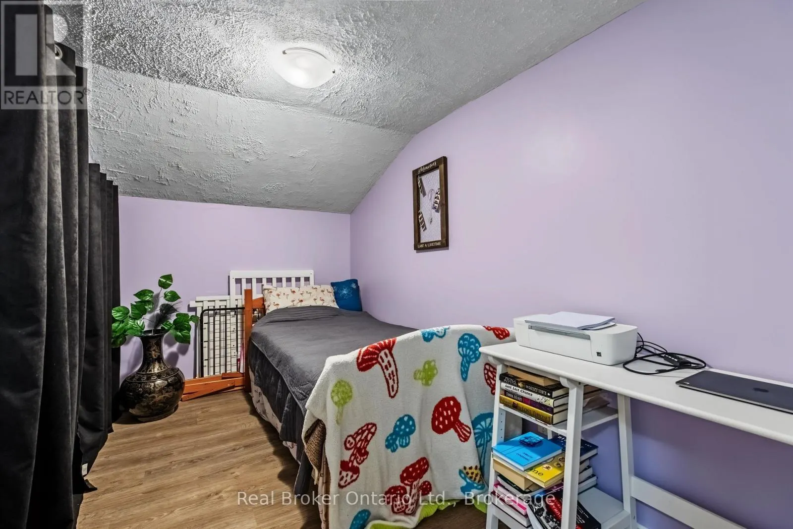 3047 BRUCE 1 ROAD