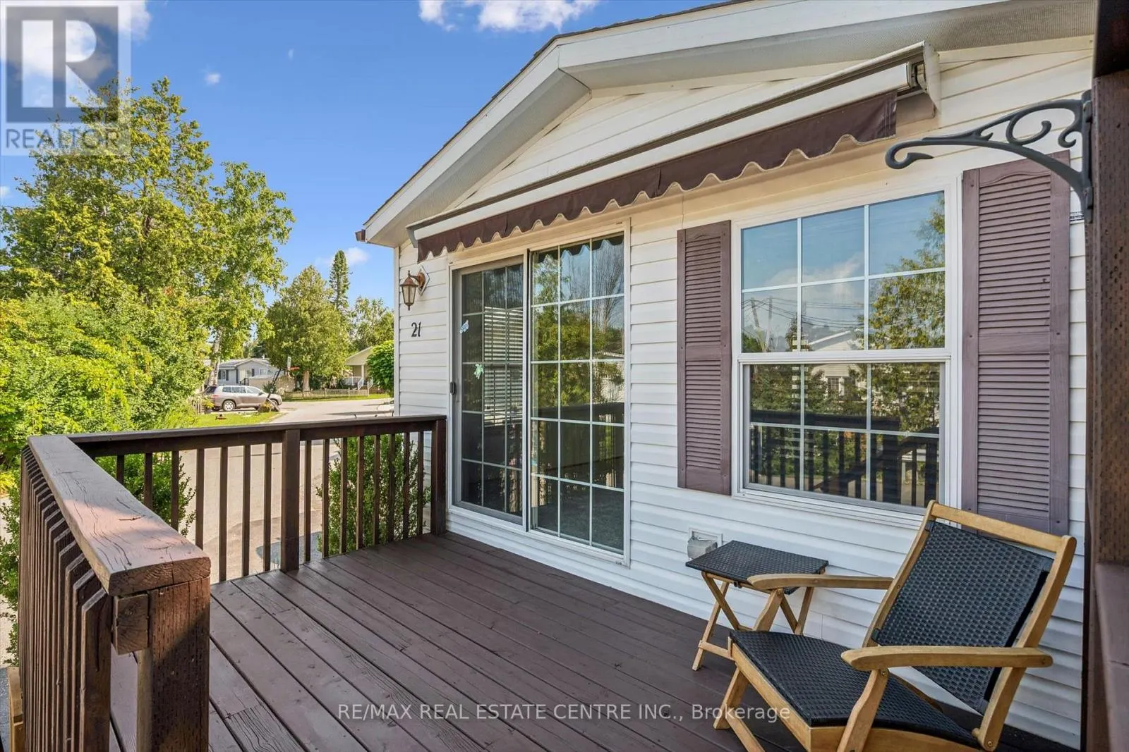21 TRILLIUM BEACH DRIVE