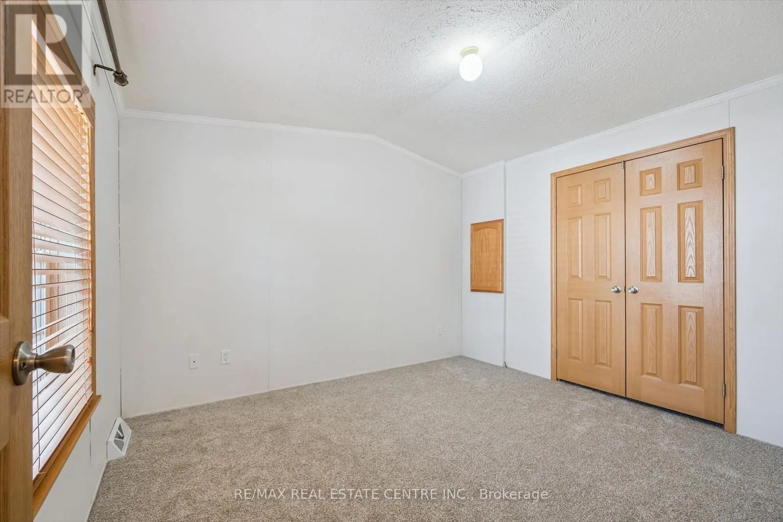 21 TRILLIUM BEACH DRIVE
