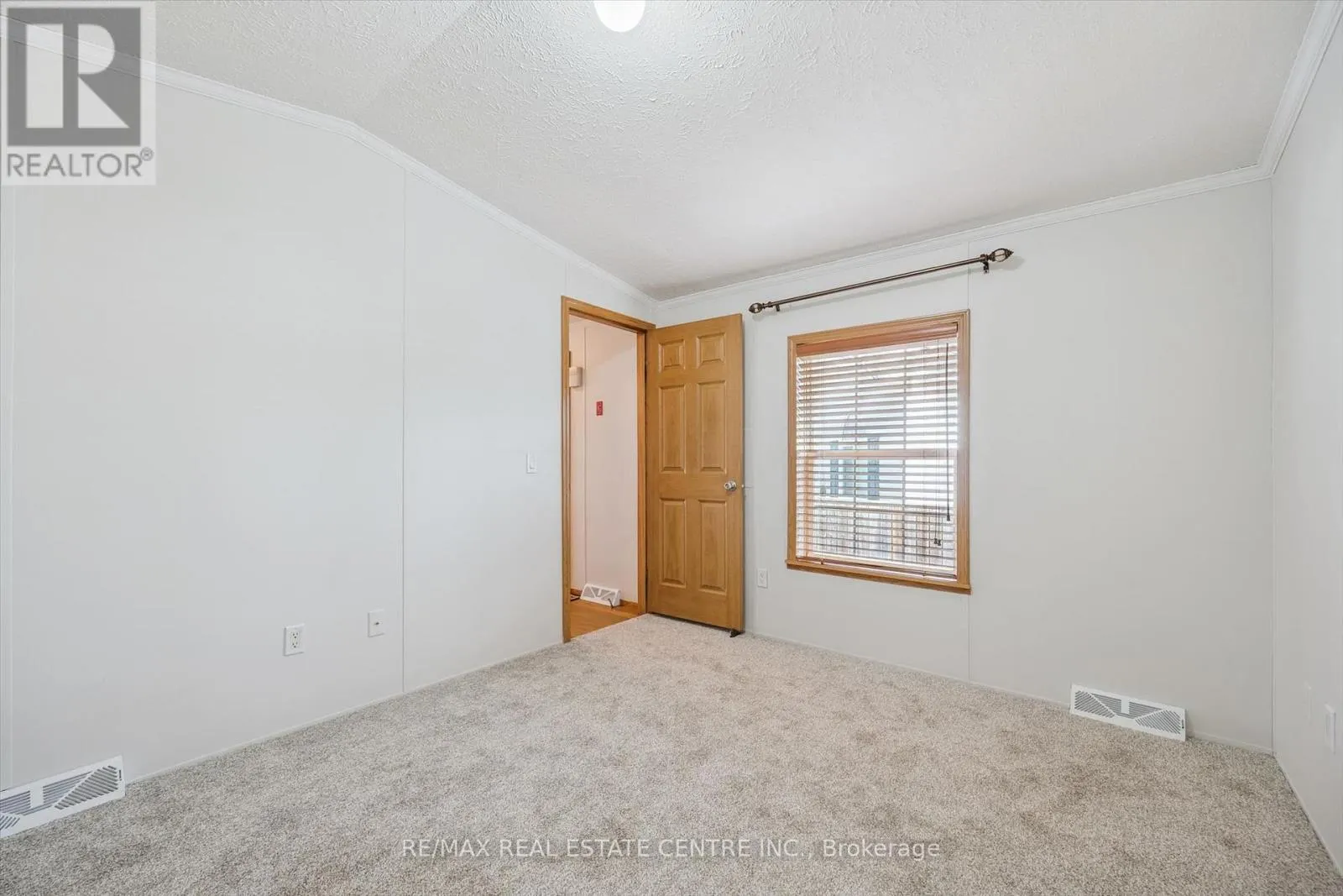 21 TRILLIUM BEACH DRIVE
