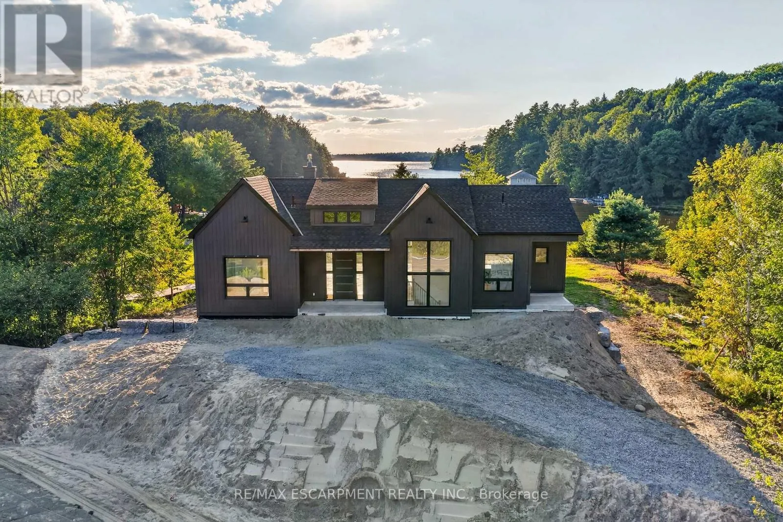 1641 BRACKENRIG ROAD