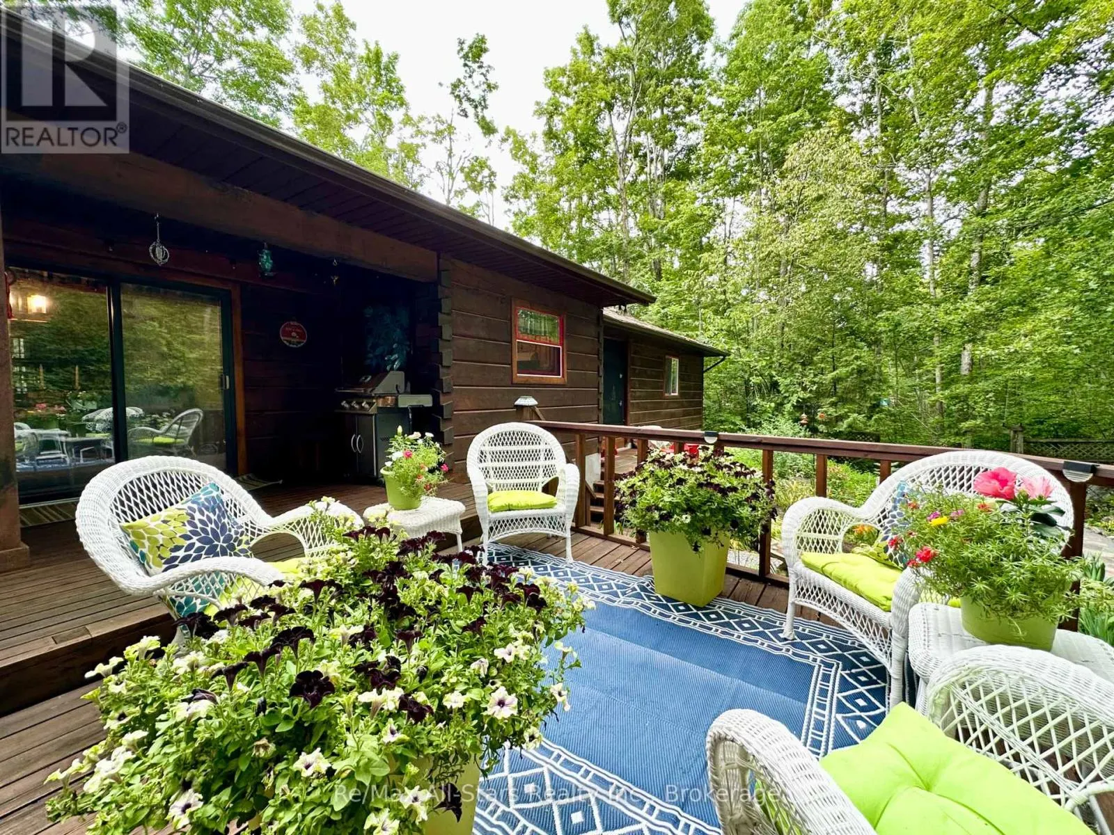 55 GOLF CLUB CRESCENT