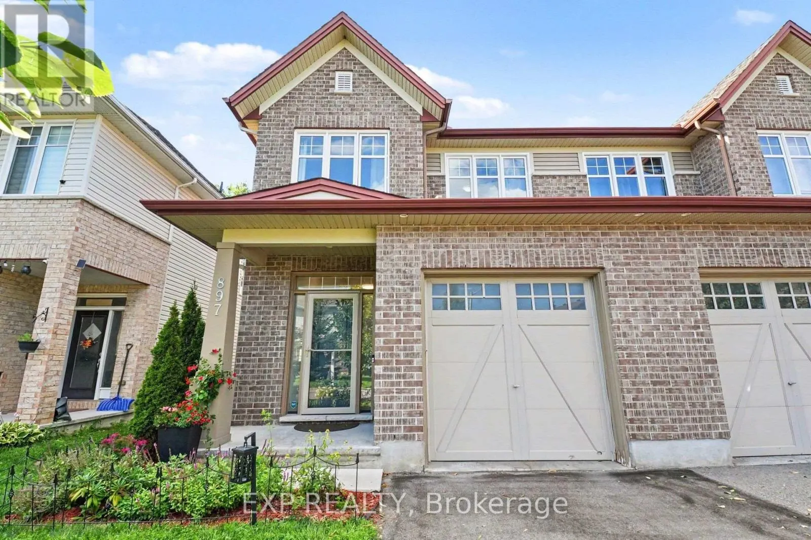 897 BUNCHBERRY WAY