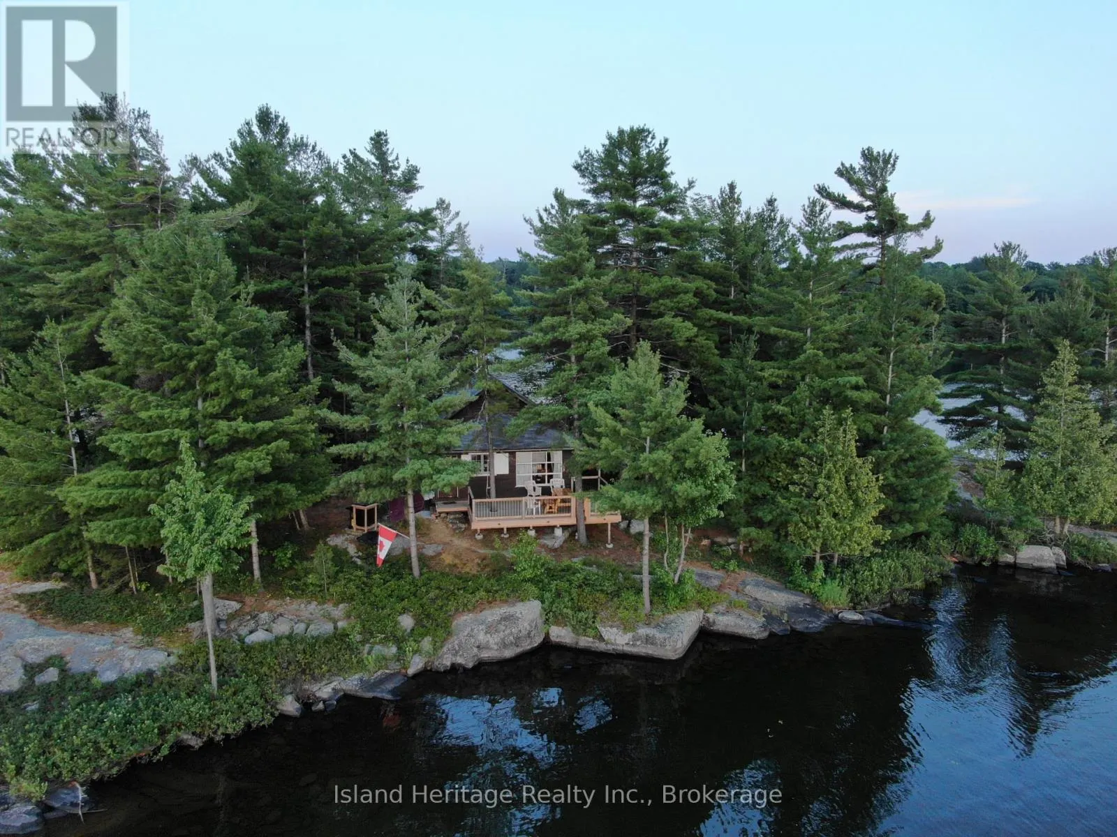 2 TROUT LAKE ISLAND