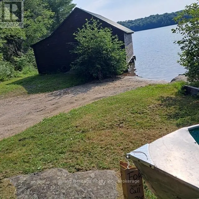 2 TROUT LAKE ISLAND