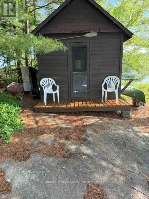 2 TROUT LAKE ISLAND