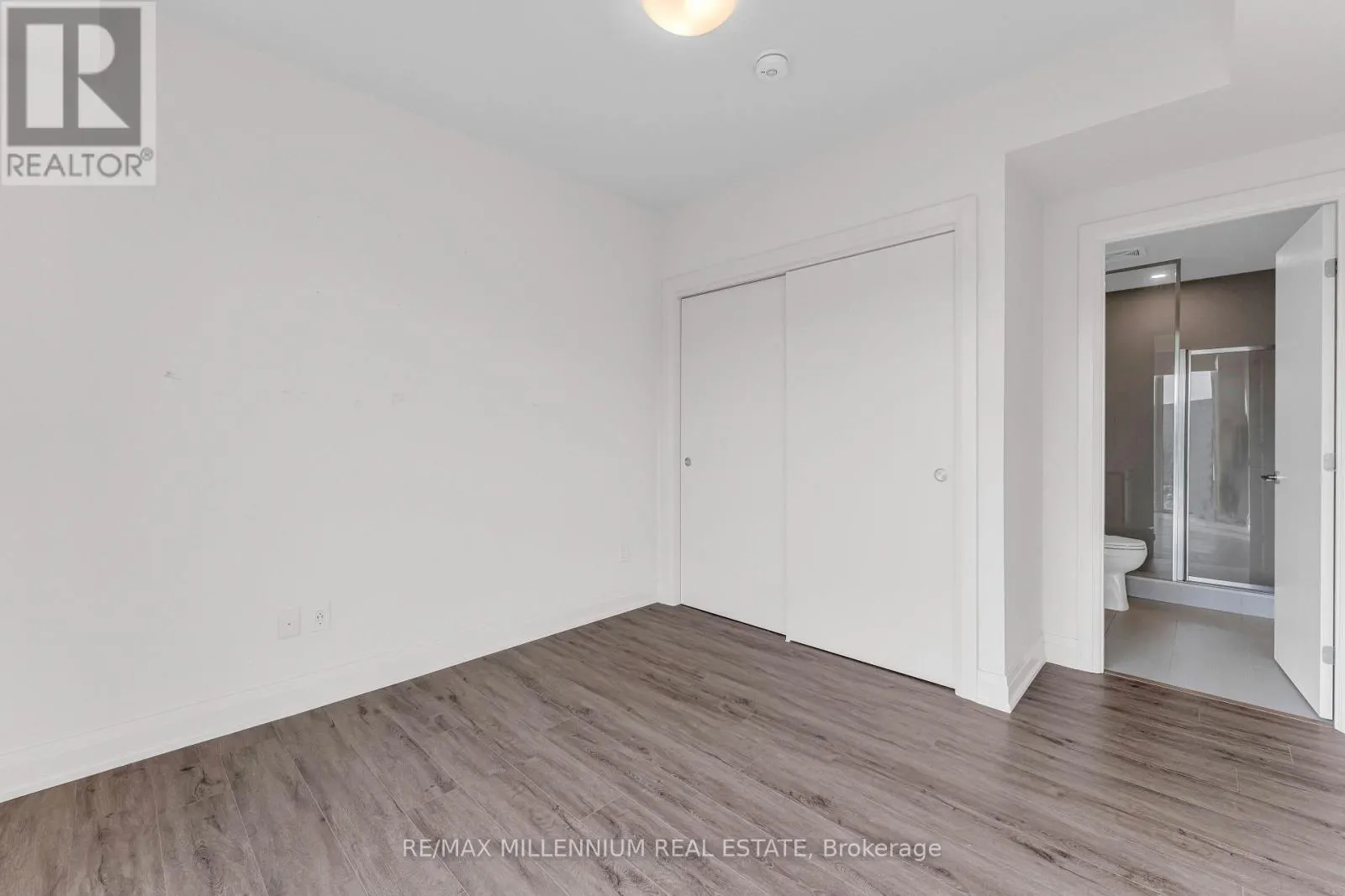 1011 - 385 WINSTON ROAD