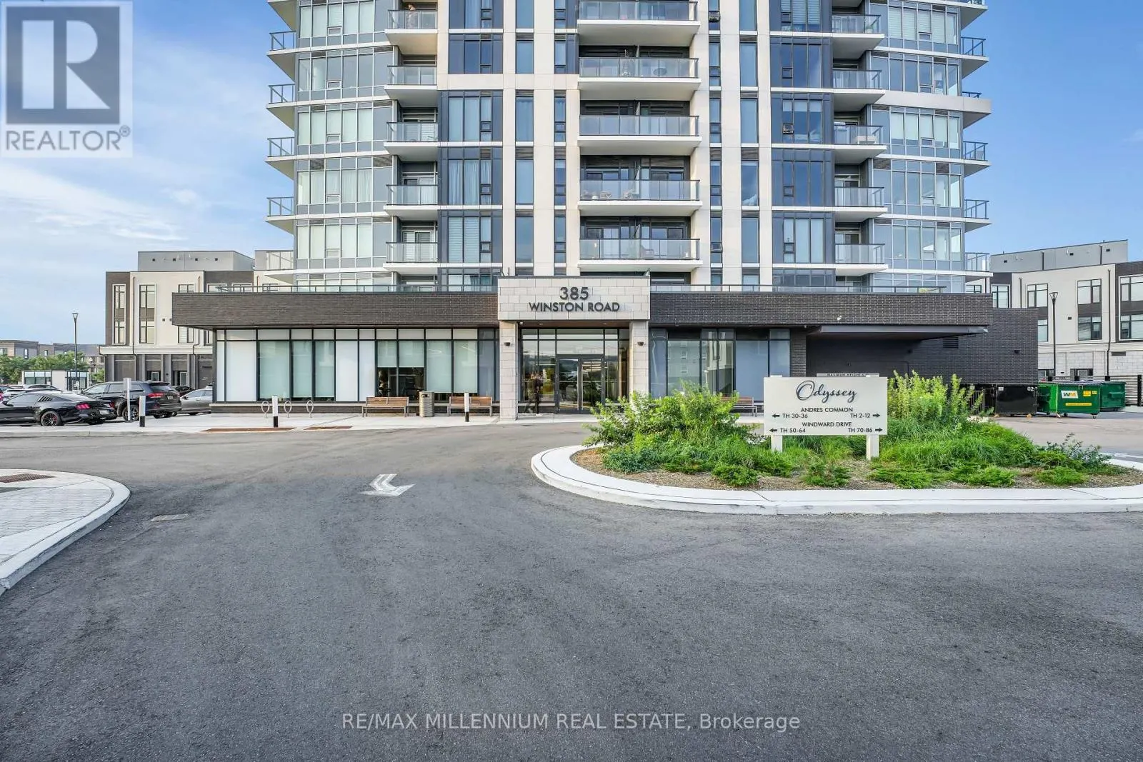 1011 - 385 WINSTON ROAD