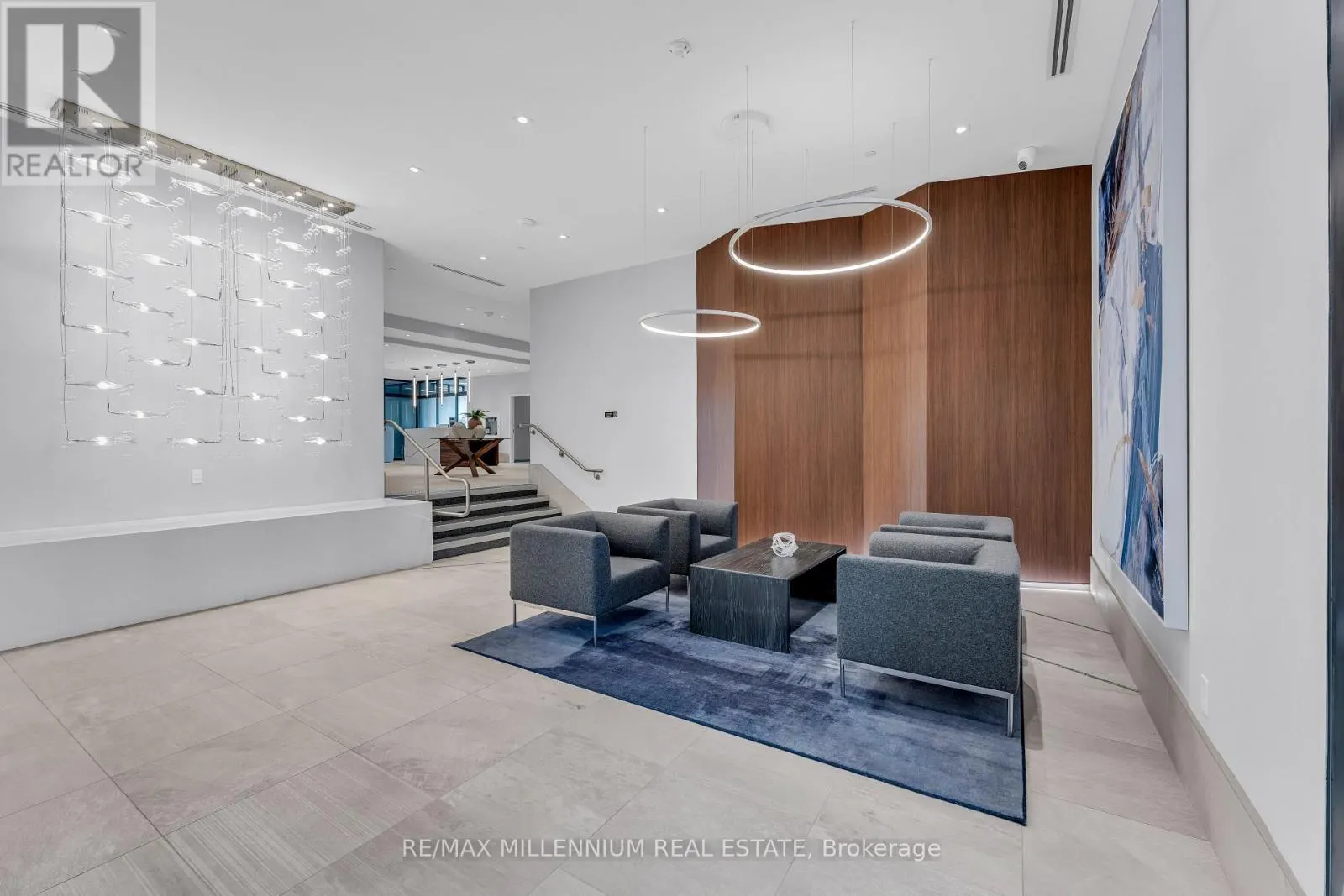 1011 - 385 WINSTON ROAD