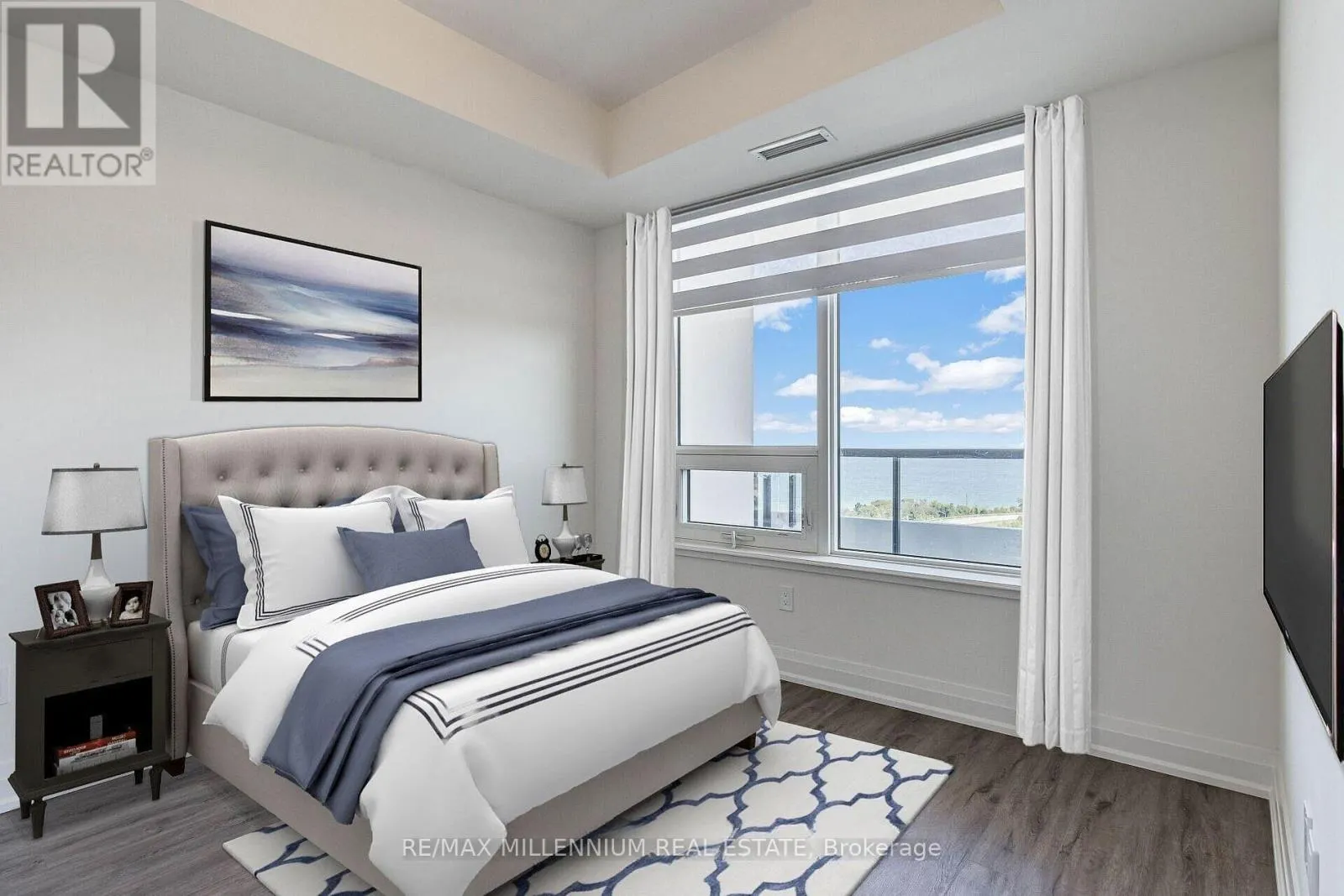 1011 - 385 WINSTON ROAD