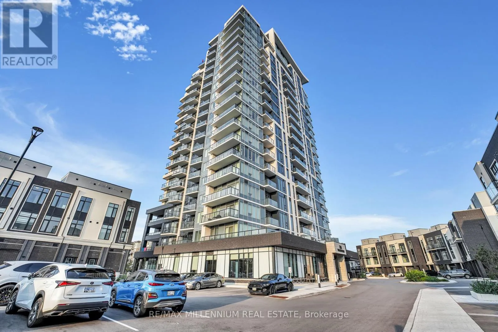 1011 - 385 WINSTON ROAD