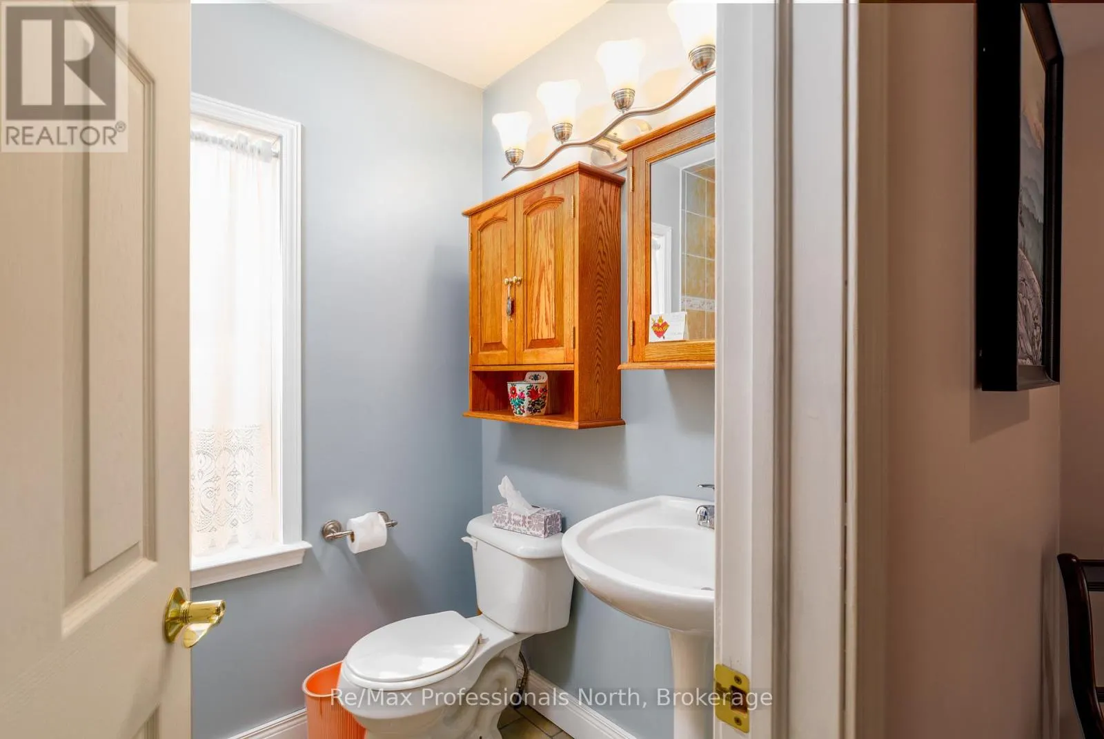 1003 HERON LANE