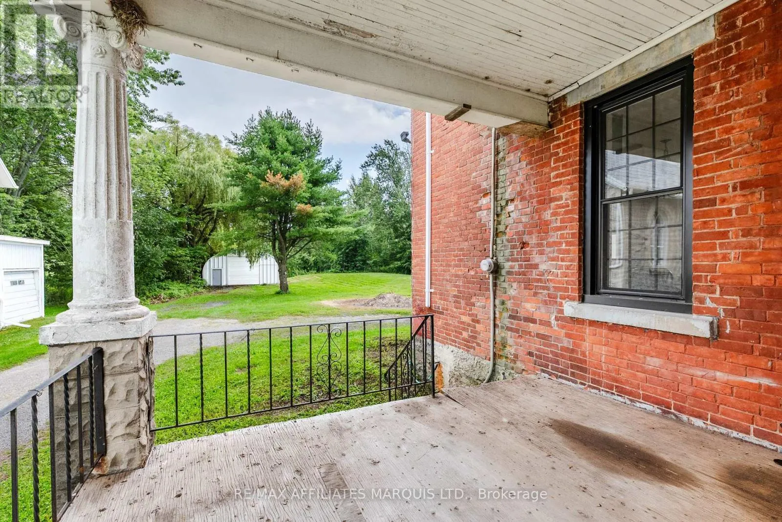 19084 KENYON CONCESSION RD 5 ROAD