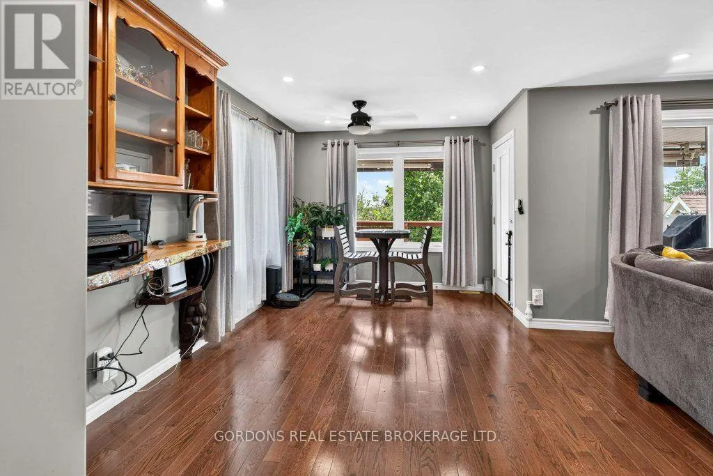 436 BRIDGE STREET W
