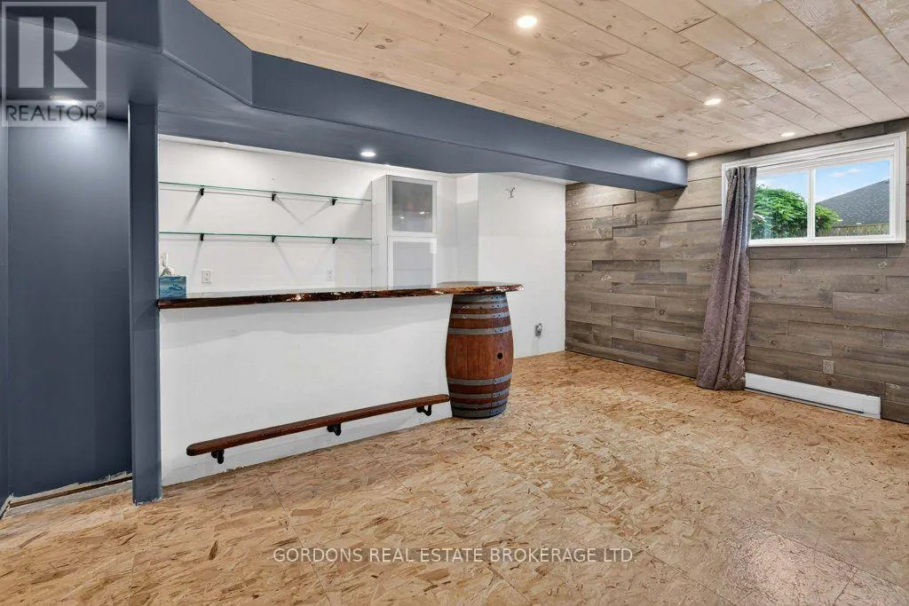 436 BRIDGE STREET W