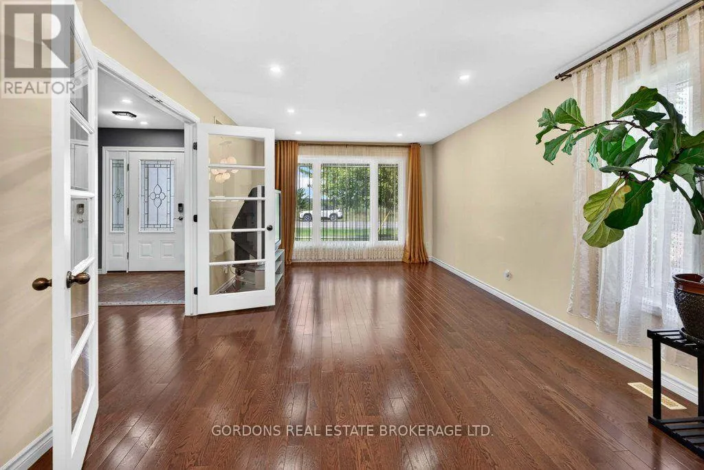 436 BRIDGE STREET W