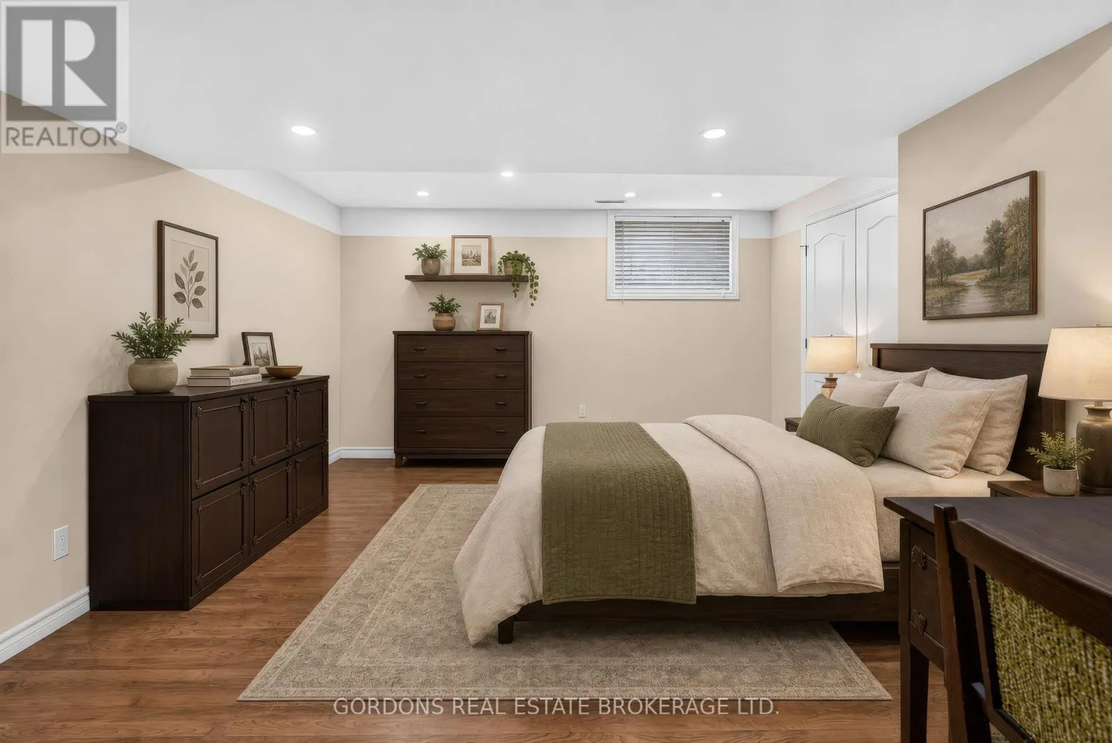 436 BRIDGE STREET W