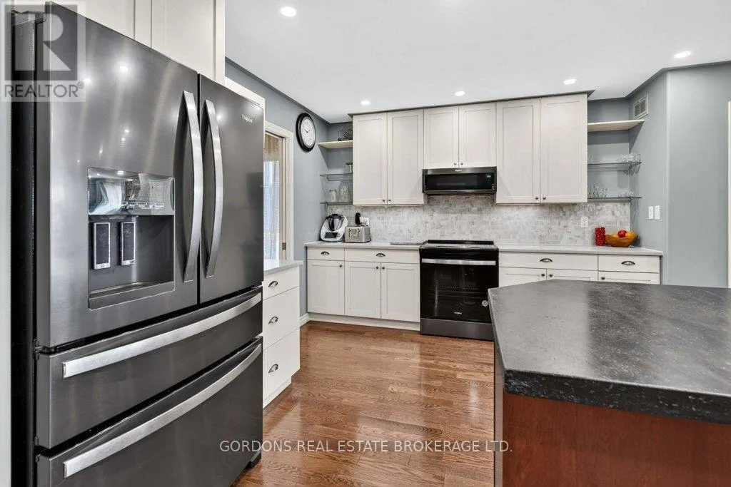 436 BRIDGE STREET W