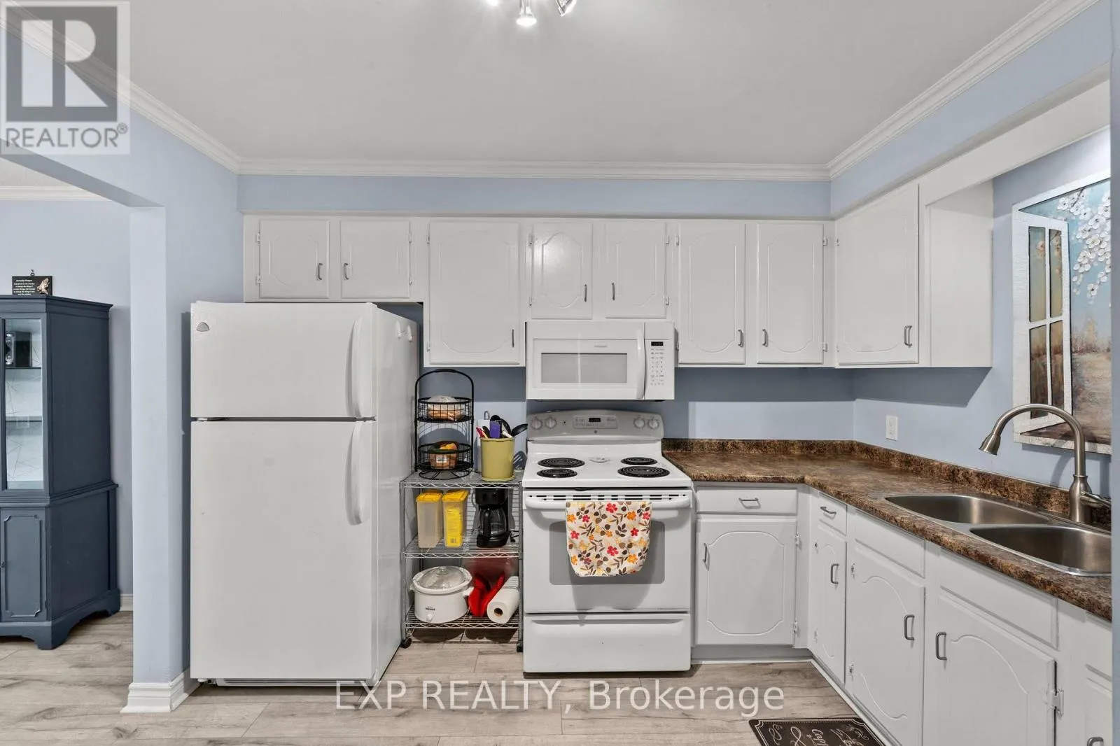7 - 4230 MEADOWVALE DRIVE #7