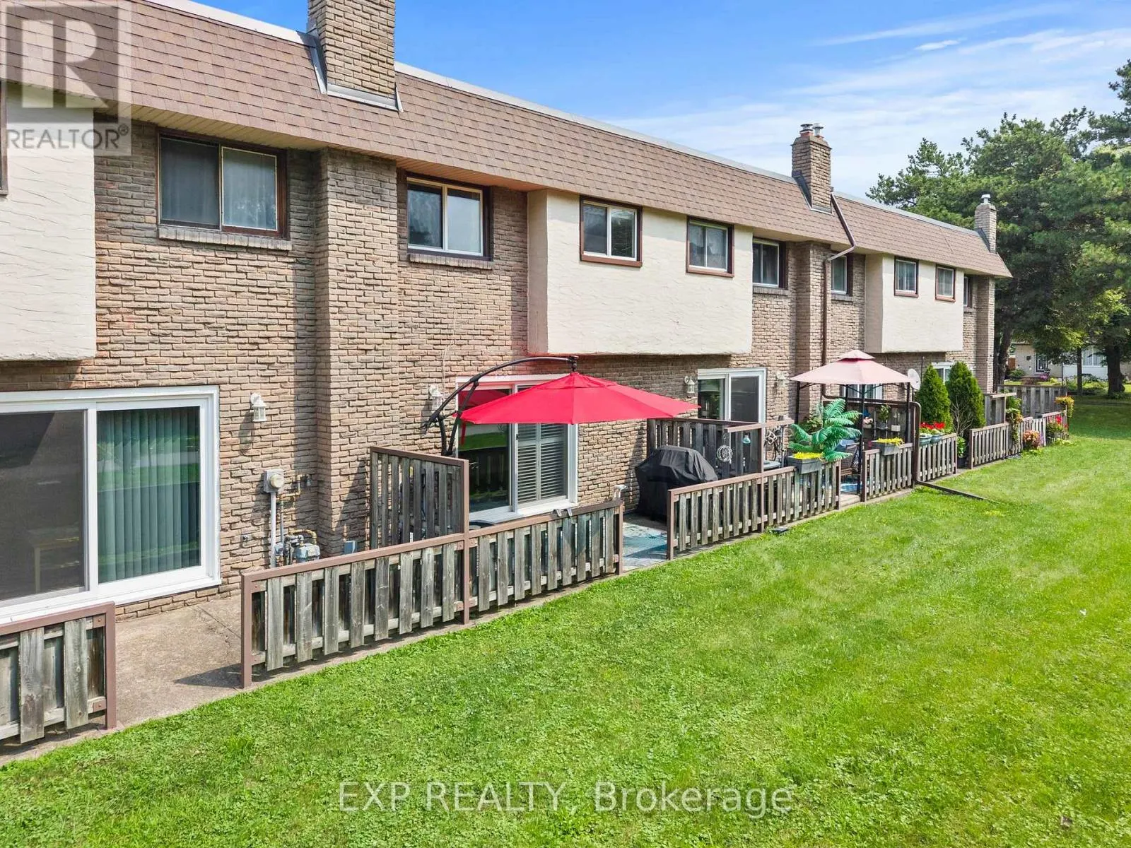 7 - 4230 MEADOWVALE DRIVE #7