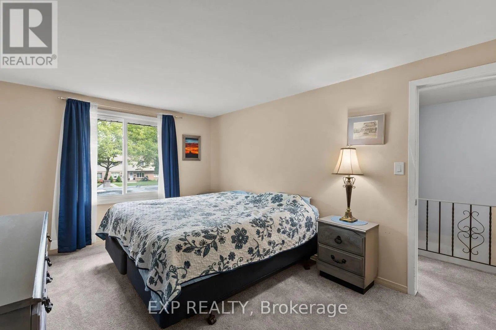 7 - 4230 MEADOWVALE DRIVE #7