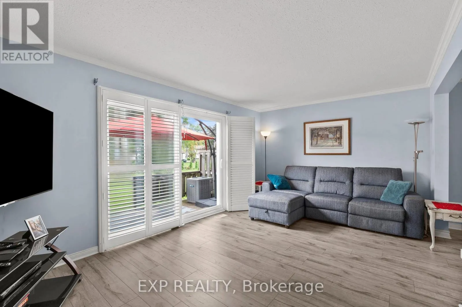 7 - 4230 MEADOWVALE DRIVE #7