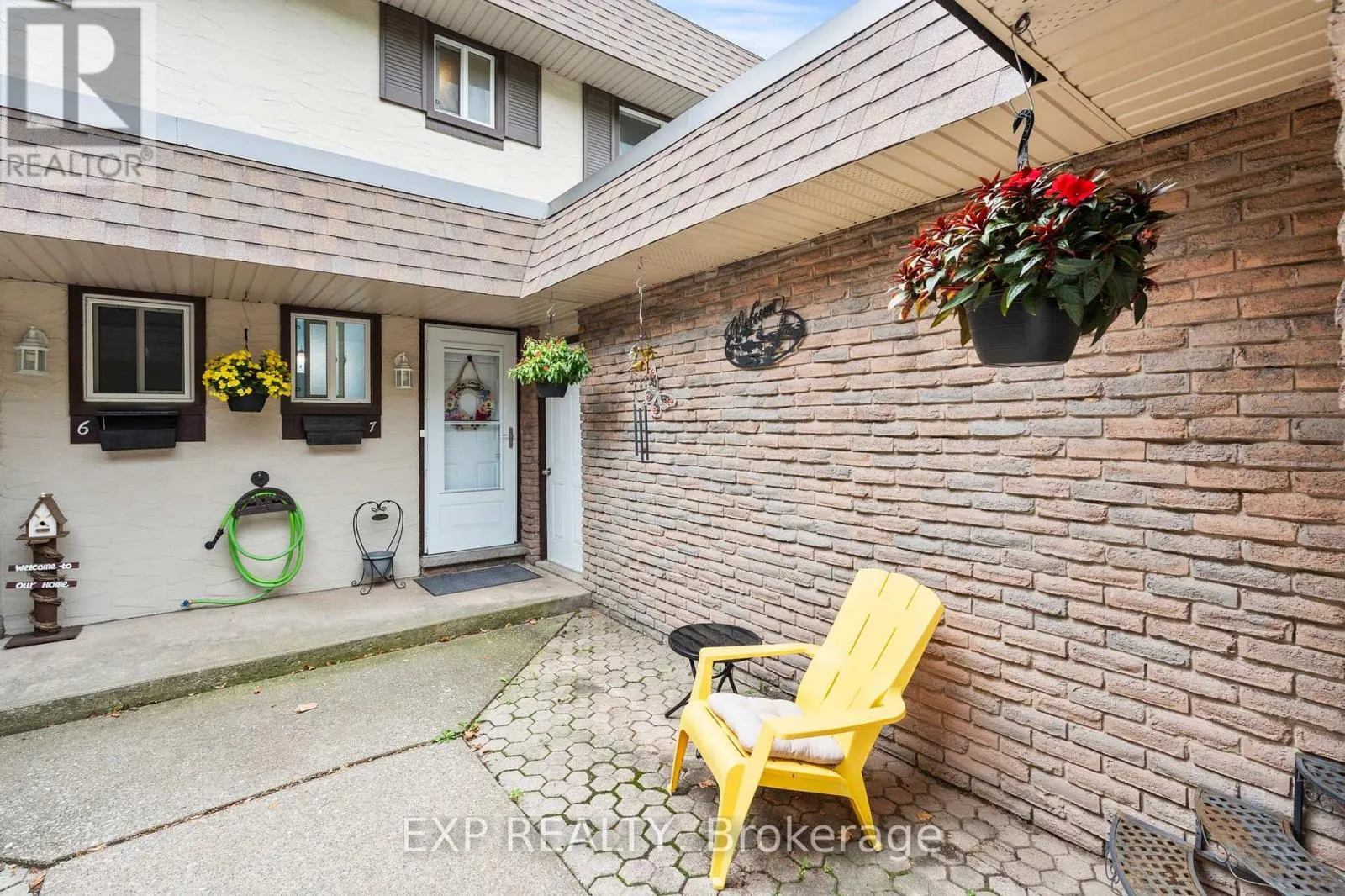 7 - 4230 MEADOWVALE DRIVE #7