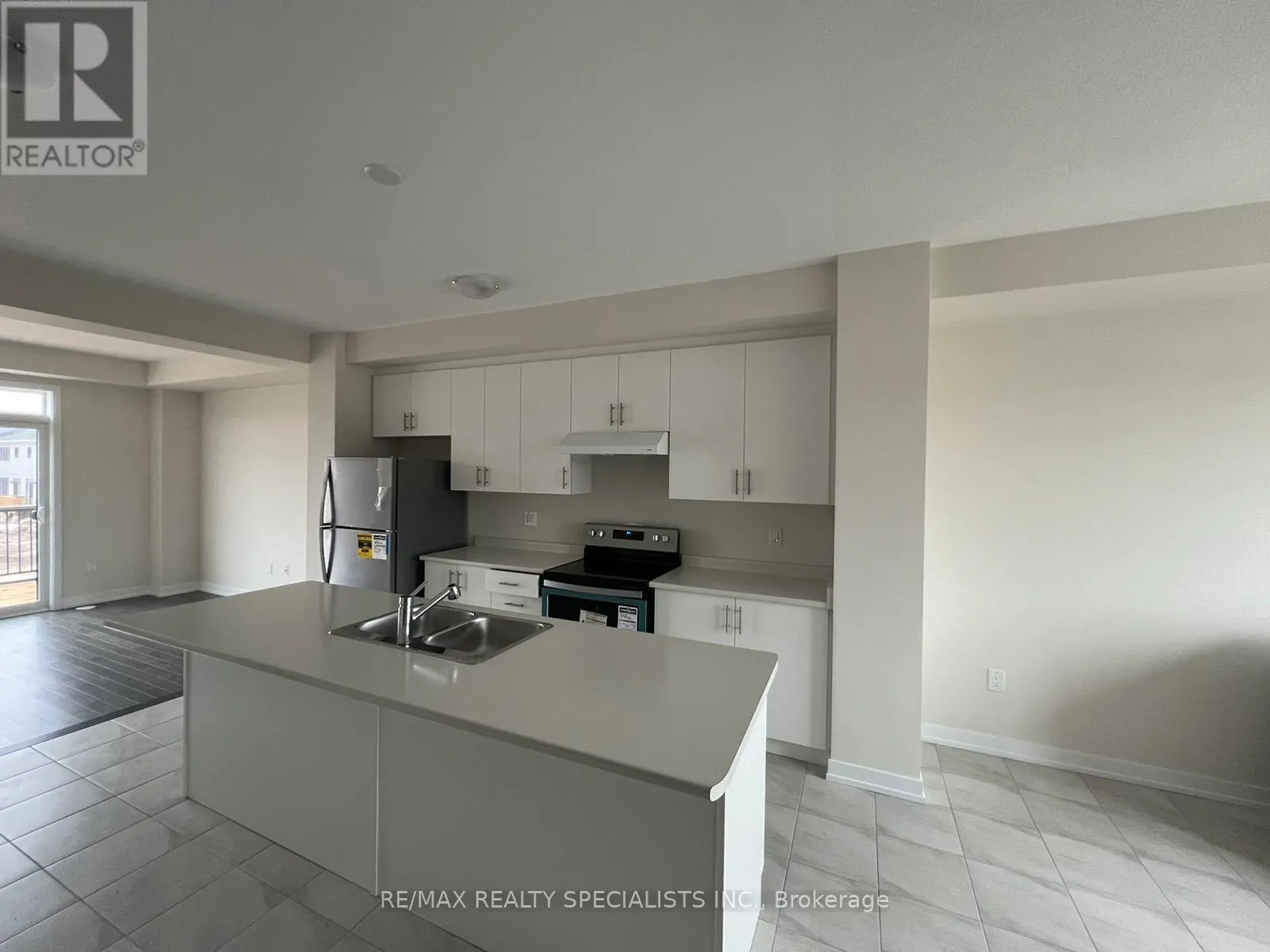 115 MELODY LANE