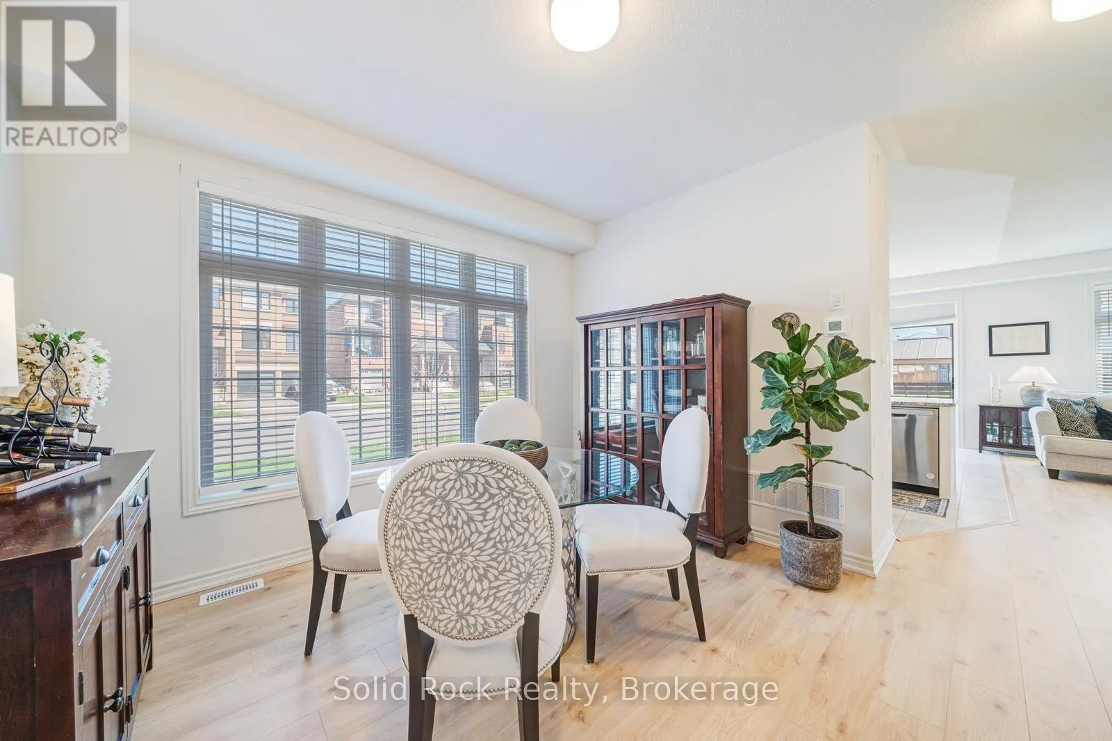 415 TREVOR STREET