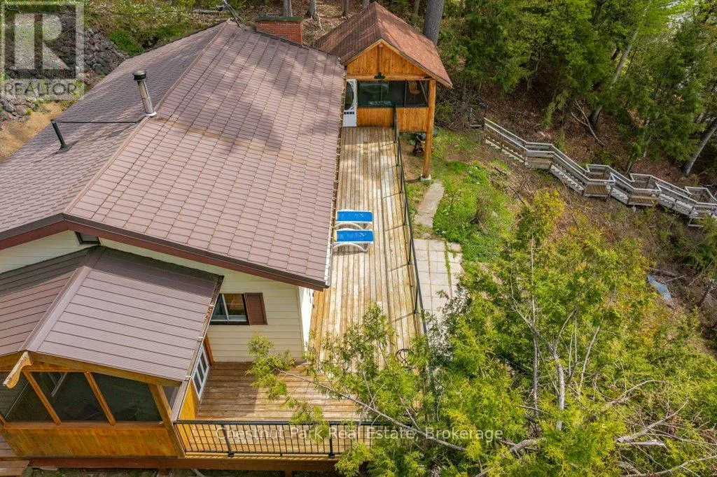 1026 CARLSON PLACE