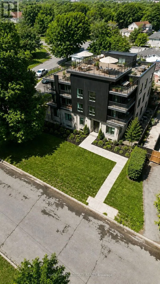 322 KIRCHOFFER AVENUE