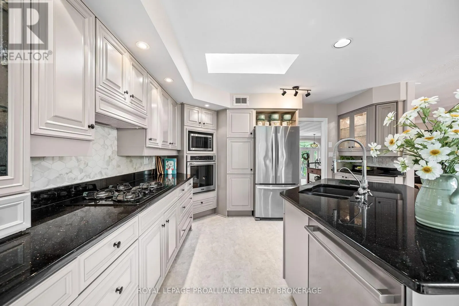 26 KENWOODS CIRCLE