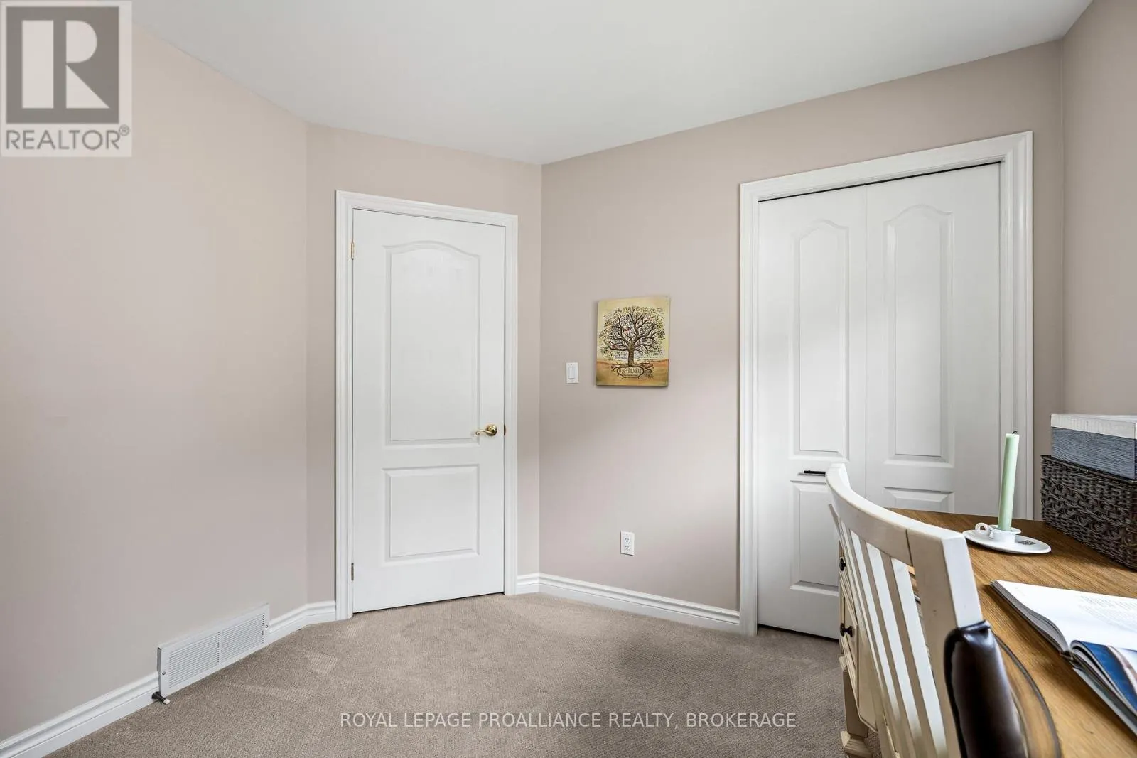 26 KENWOODS CIRCLE