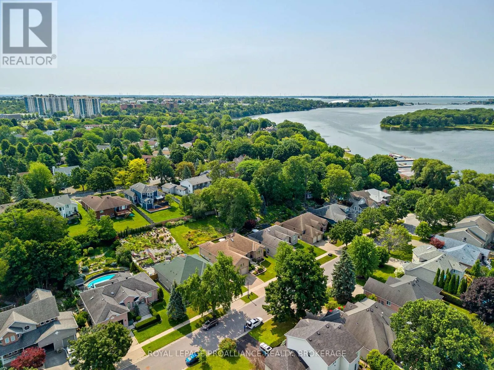 26 KENWOODS CIRCLE