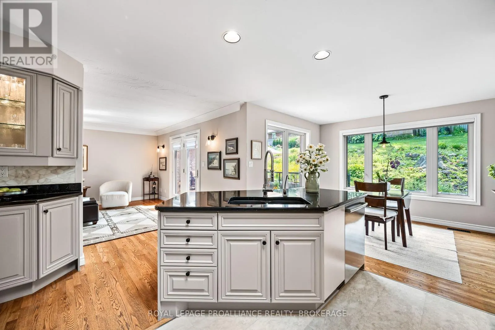 26 KENWOODS CIRCLE