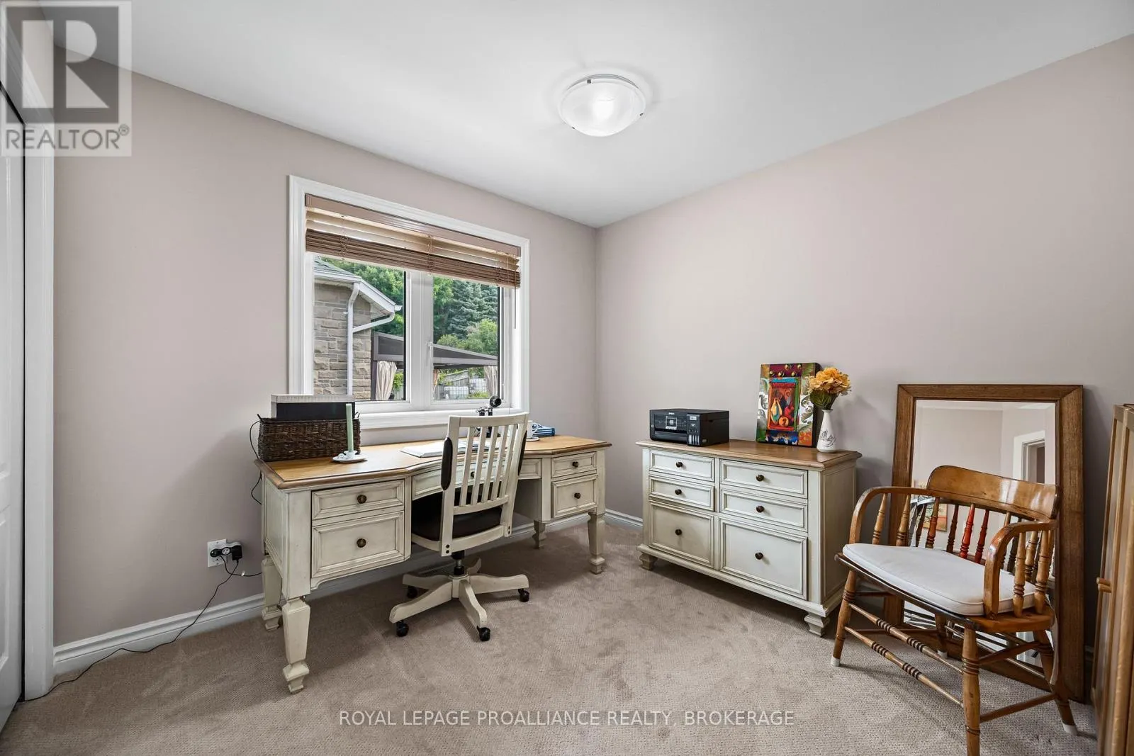 26 KENWOODS CIRCLE