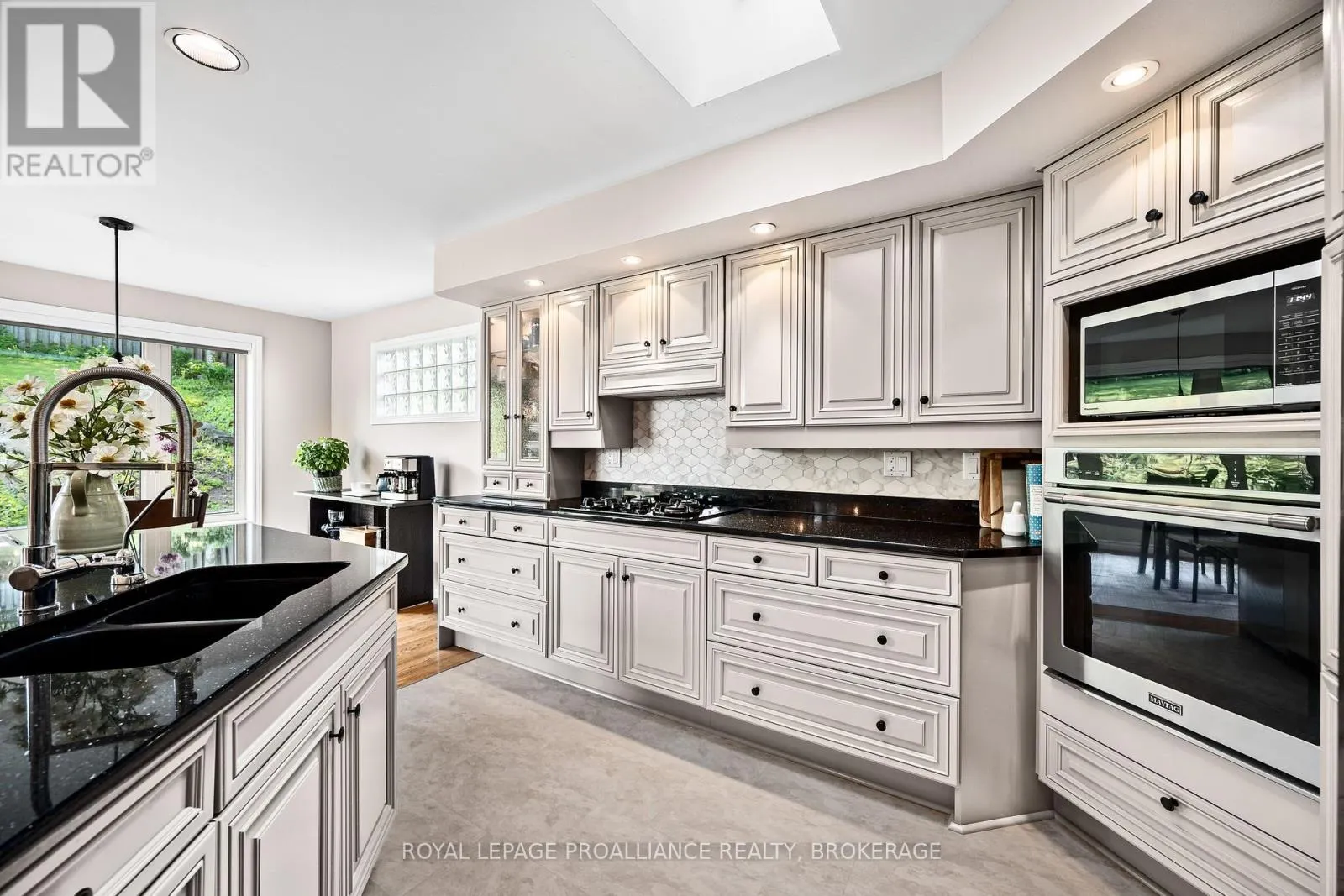 26 KENWOODS CIRCLE