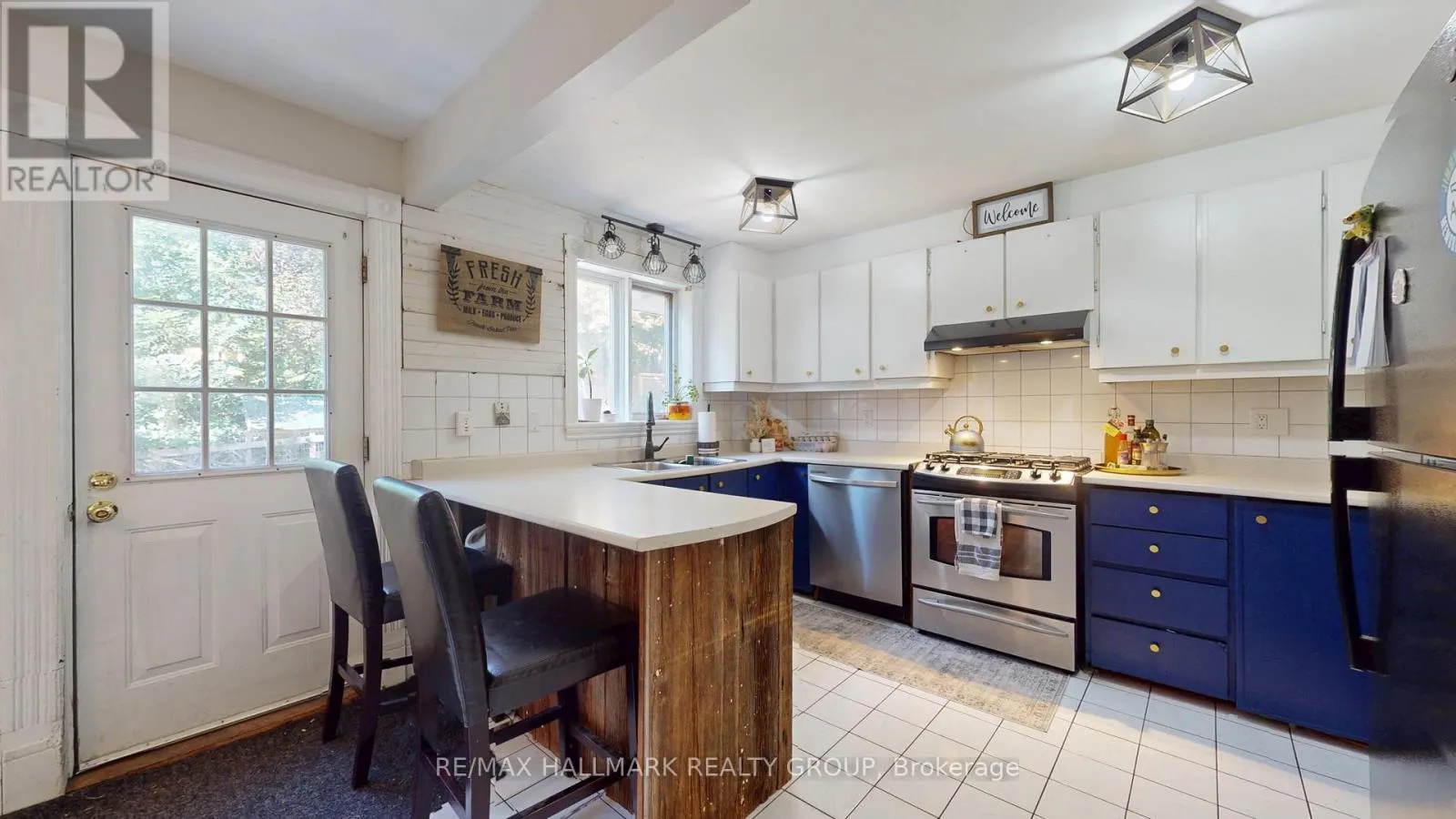 4 FRANKLIN STREET S