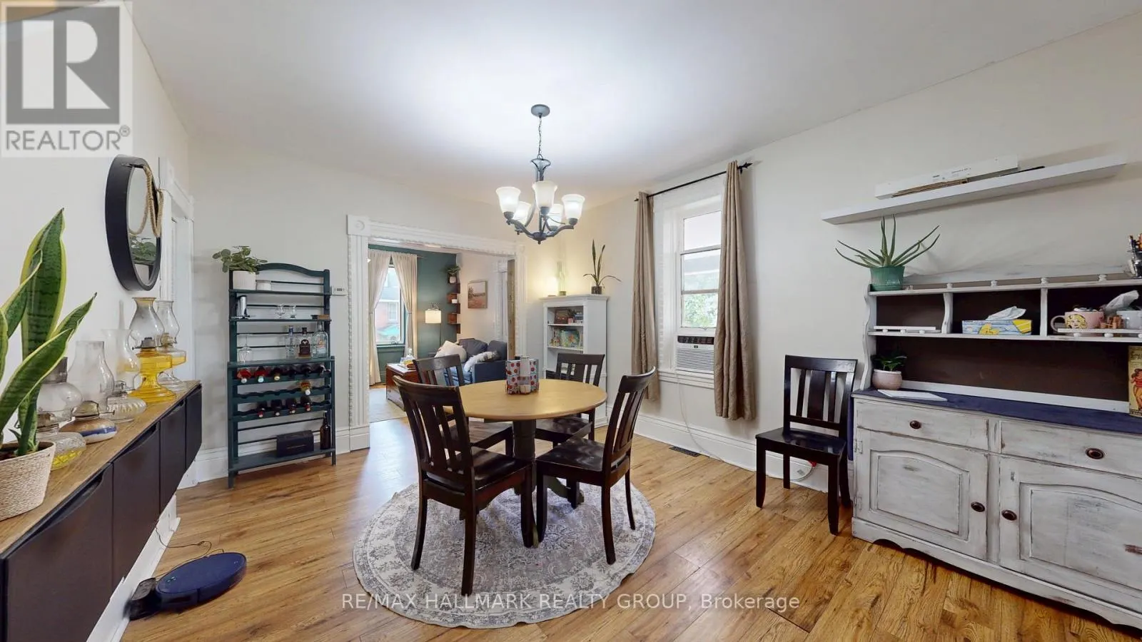 4 FRANKLIN STREET S