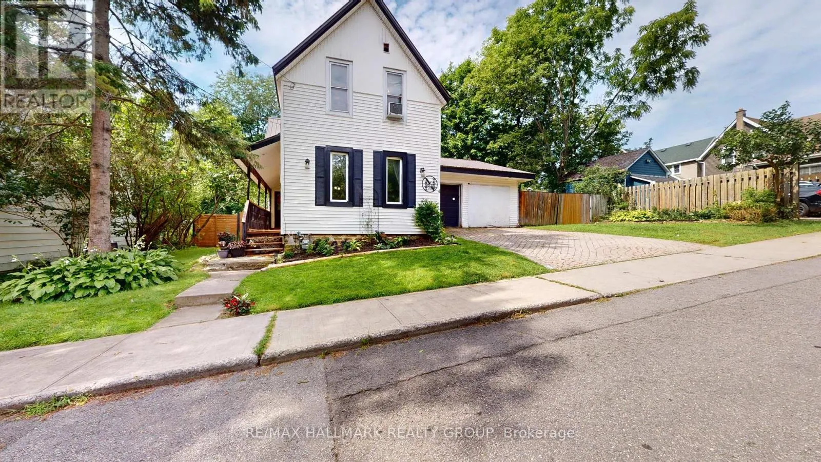 4 FRANKLIN STREET S