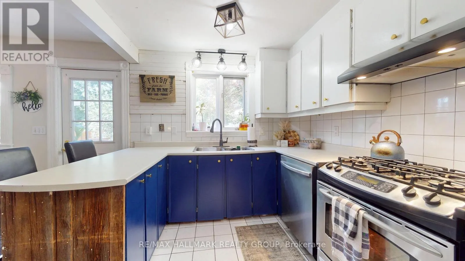 4 FRANKLIN STREET S