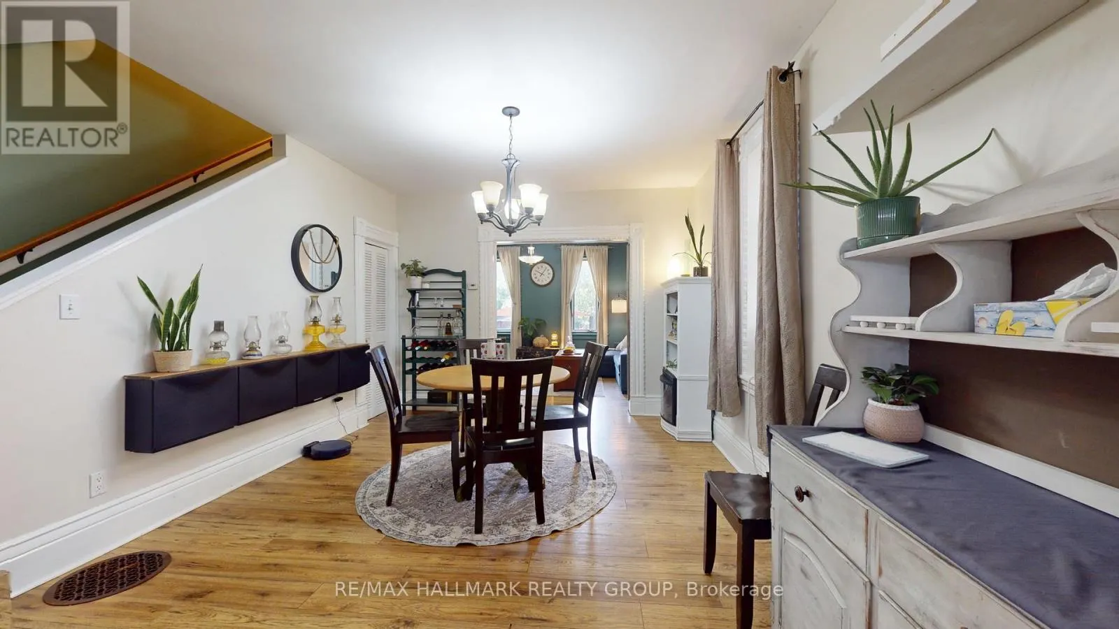 4 FRANKLIN STREET S