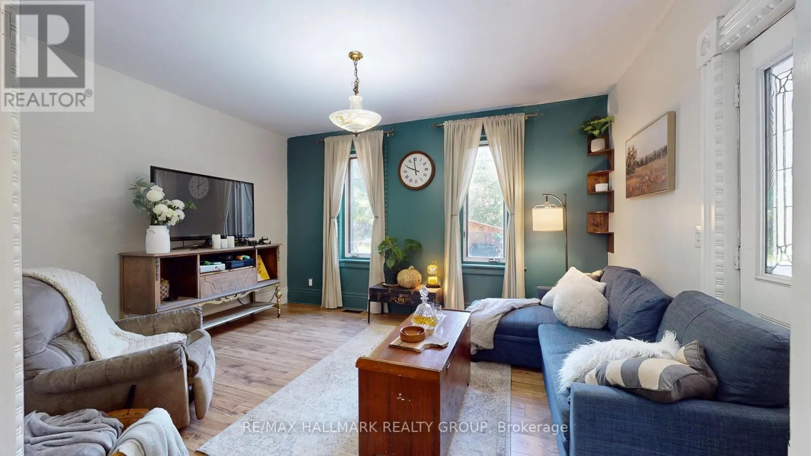 4 FRANKLIN STREET S