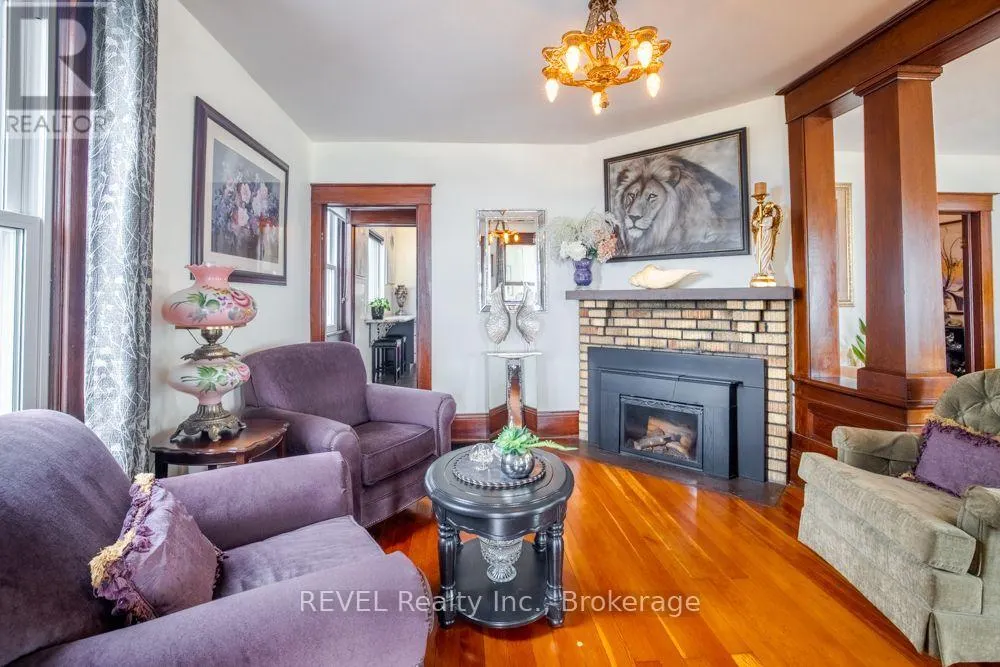 550 LAKESHORE ROAD