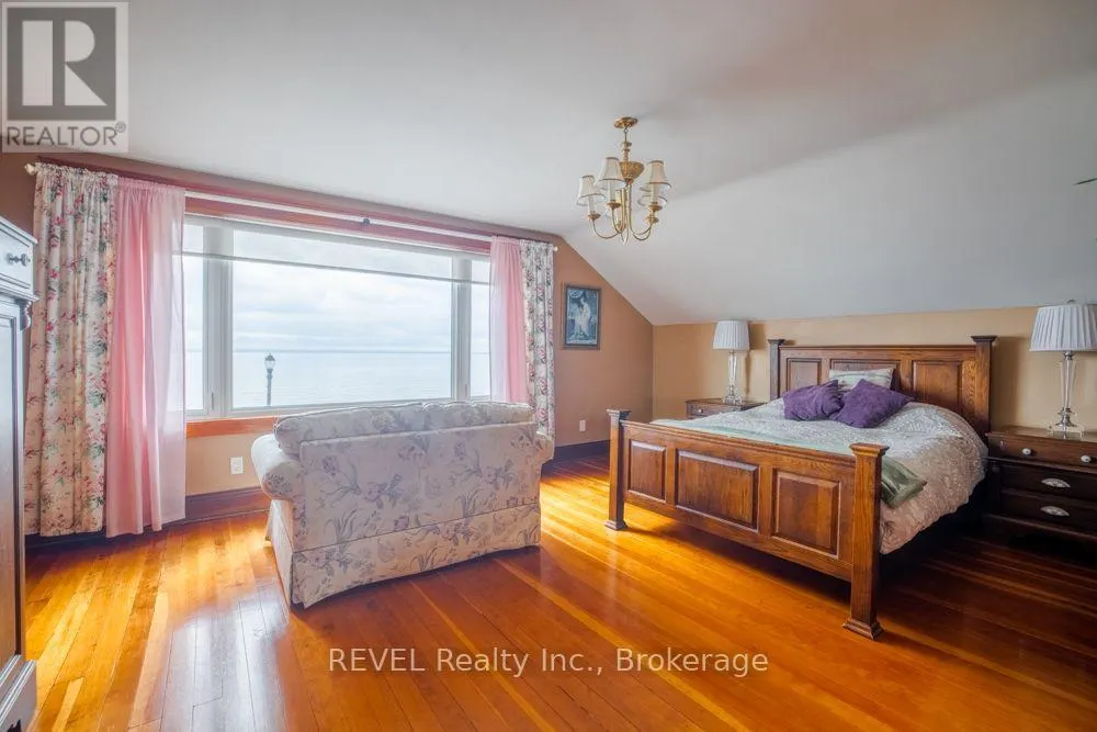 550 LAKESHORE ROAD