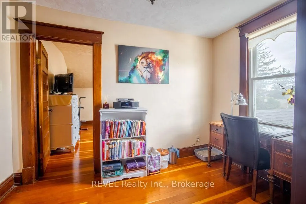 550 LAKESHORE ROAD