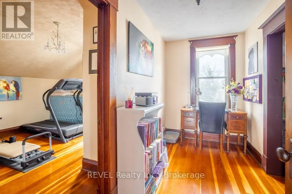 550 LAKESHORE ROAD