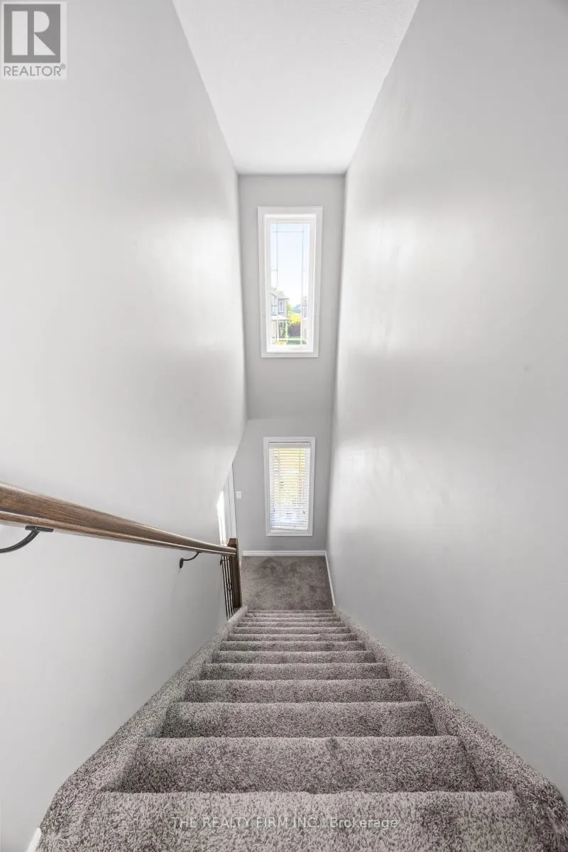20 SANDY COURT