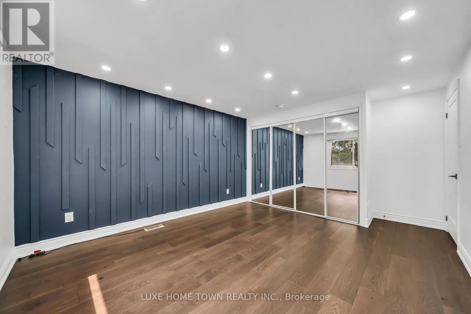 37 FERMAN DRIVE